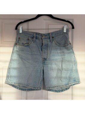 Levi's 501 Light Wash Blue Cotton Denim Mid Thigh Shorts Size 27